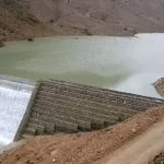 سد آبخیز نازدشت در هرمزگان، به طور کامل آبگیری شد