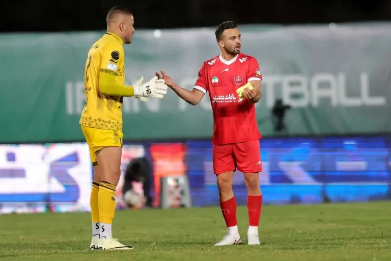 سروش رفیعی محروم می‌شود؟