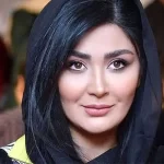 مریم معصومی در کنار کودکان معلول ذهنی