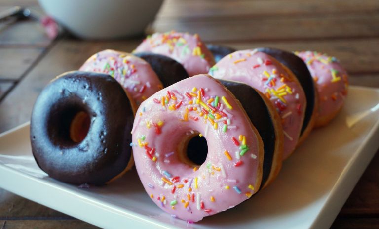 کالری دونات چقدر است؟ – مجله اکالا