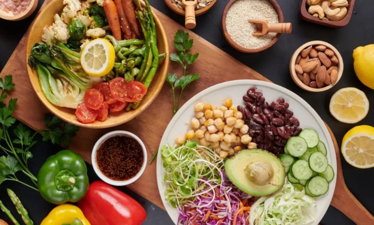 16 ماده غذایی که در روزهای آلودگی هوا از بدنتان محافظت می‌کند