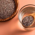 2 روش صحیح شستن و خیساندن دانه چیا قبل از مصرف؛ بدون تلخی