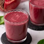 اسموتی انار و لبو؛ نوشیدنی قرمز و خوشمزه شب یلدا