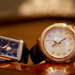 هدیه روز مادر چی بخریم؟ بهترین انتخابهایی که مادرها واقعاً دوست دارند