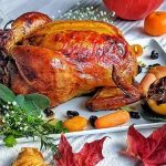 طرز تهیه مرغ شکم پر به روش رستورانی؛ در قابلمه و فر