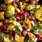 طرز تهیه سالاد انار و زیتون؛ مخصوص شب یلدا