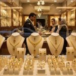 انفجار قیمت طلا ۱۸ عیار امروز ۲۴ آذر ۱۴۰۴ / قیمت طلا به گرمی ۱۸ میلیون تومان رسید