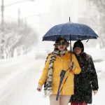 تغییر وضعیت از هوای آلوده به هوای برفی و یخبندان در آذر ۱۴۰۴ / بارش برف ۶۰ سانتی‌متری در این استان‌ها قطعی شد