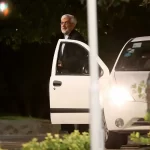 سناریوهای متفاوت درباره خودروی سعید جلیلی/ آیا خودروی او واقعاً ضدگلوله بود؟