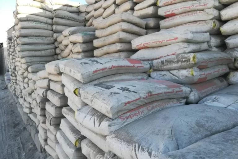 صادرات ۹۷ میلیون دلاری سیمان و کلینکر از مسیر بورس کالا