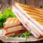 طرز تهیه اسنک با کالباس خانگی خوشمزه و پرطرفدار