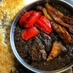 طرز تهیه قرمه مرغ در کمترین زمان/ غذای لذیذ و جذاب مخصوص دورهمیهای دوستانه