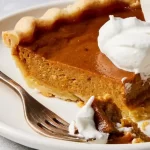 طرز تهیه پای کدو حلوایی/ شیرینی خوش‌طعم و متفاوت برای شب یلدا