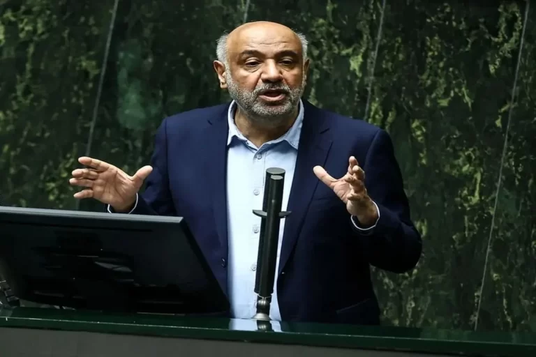 کارفرمایان در طرح‌های مسکن کارگری مشارکت کنند/ افتتاح طرح ۴۸ واحدی شاهرود