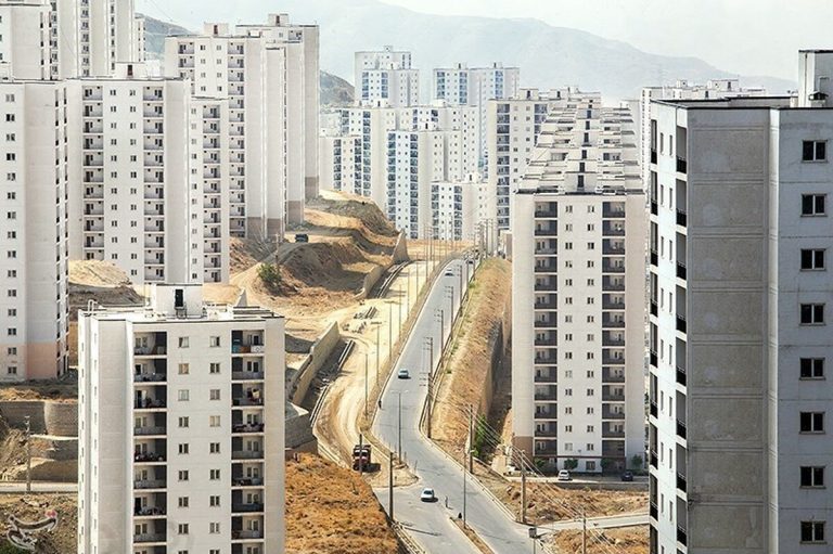 چرا سرمایه از بازار مسکن به سمت بازار طلا و دلار سرازیر شد؟